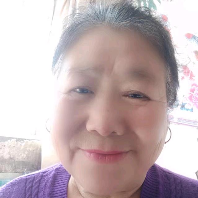 美丽夕阳红 火山小助手