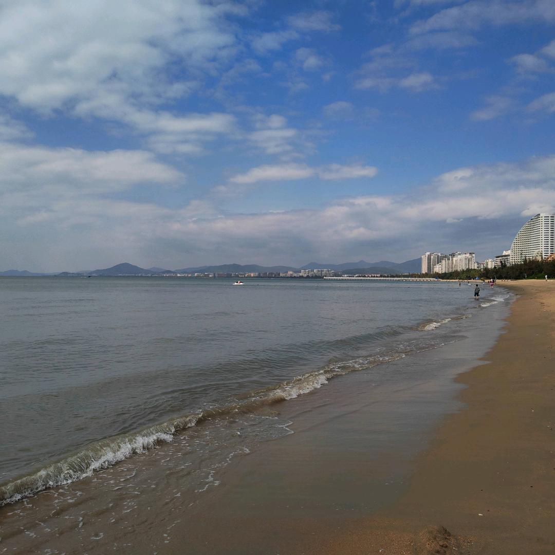 涅阳体育中心游泳馆