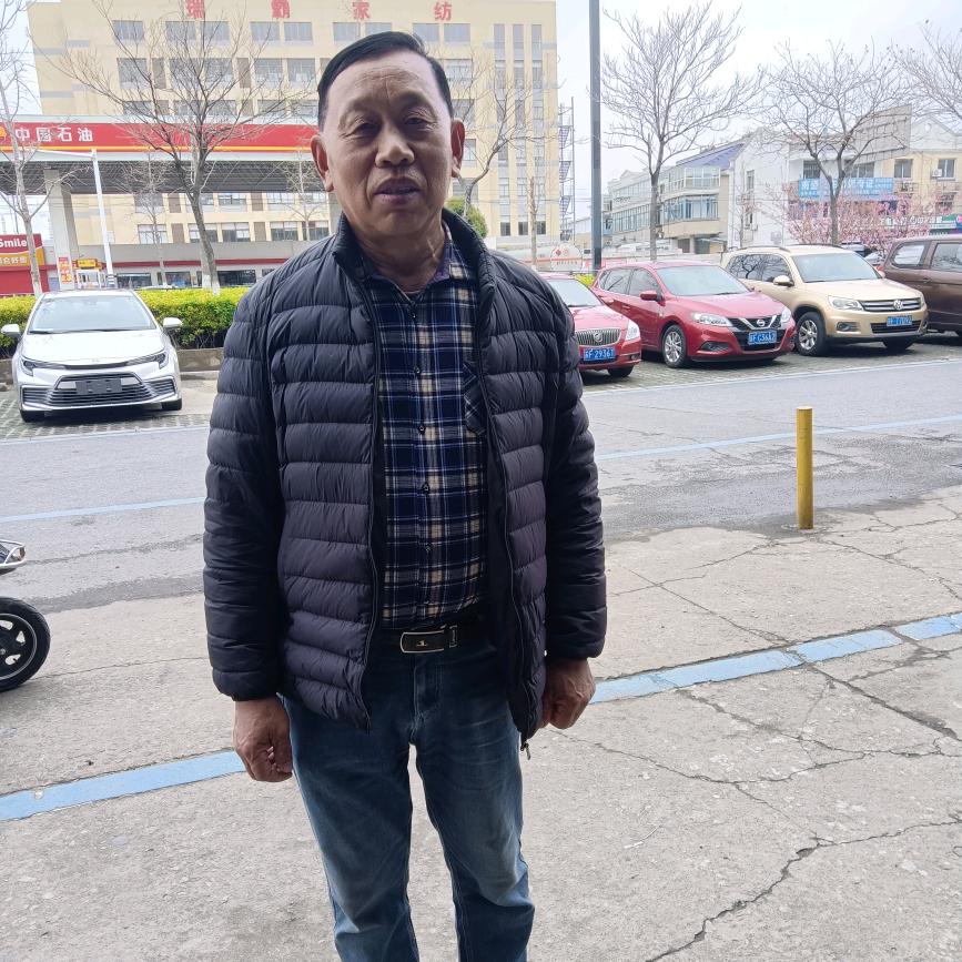黄卫平