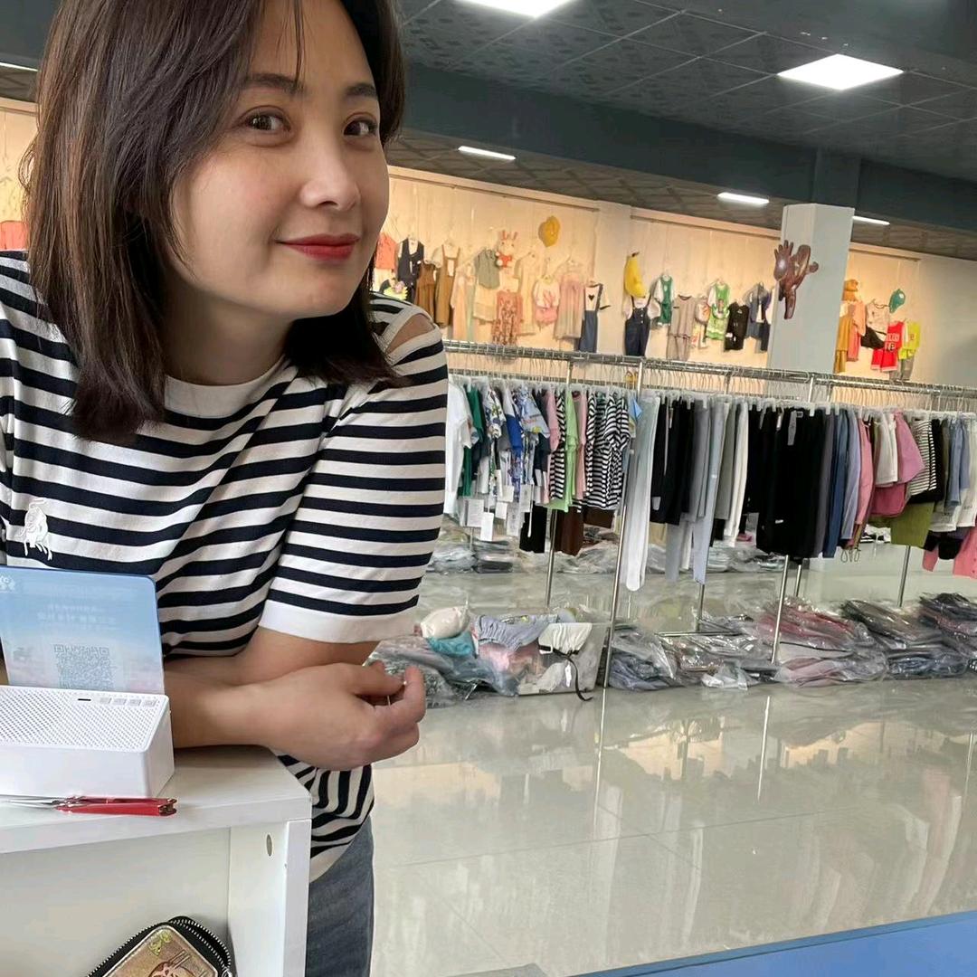 百老汇女装童装