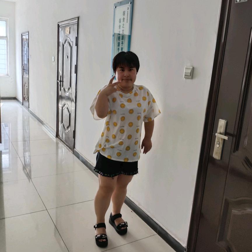 爱🌸钱的小资女