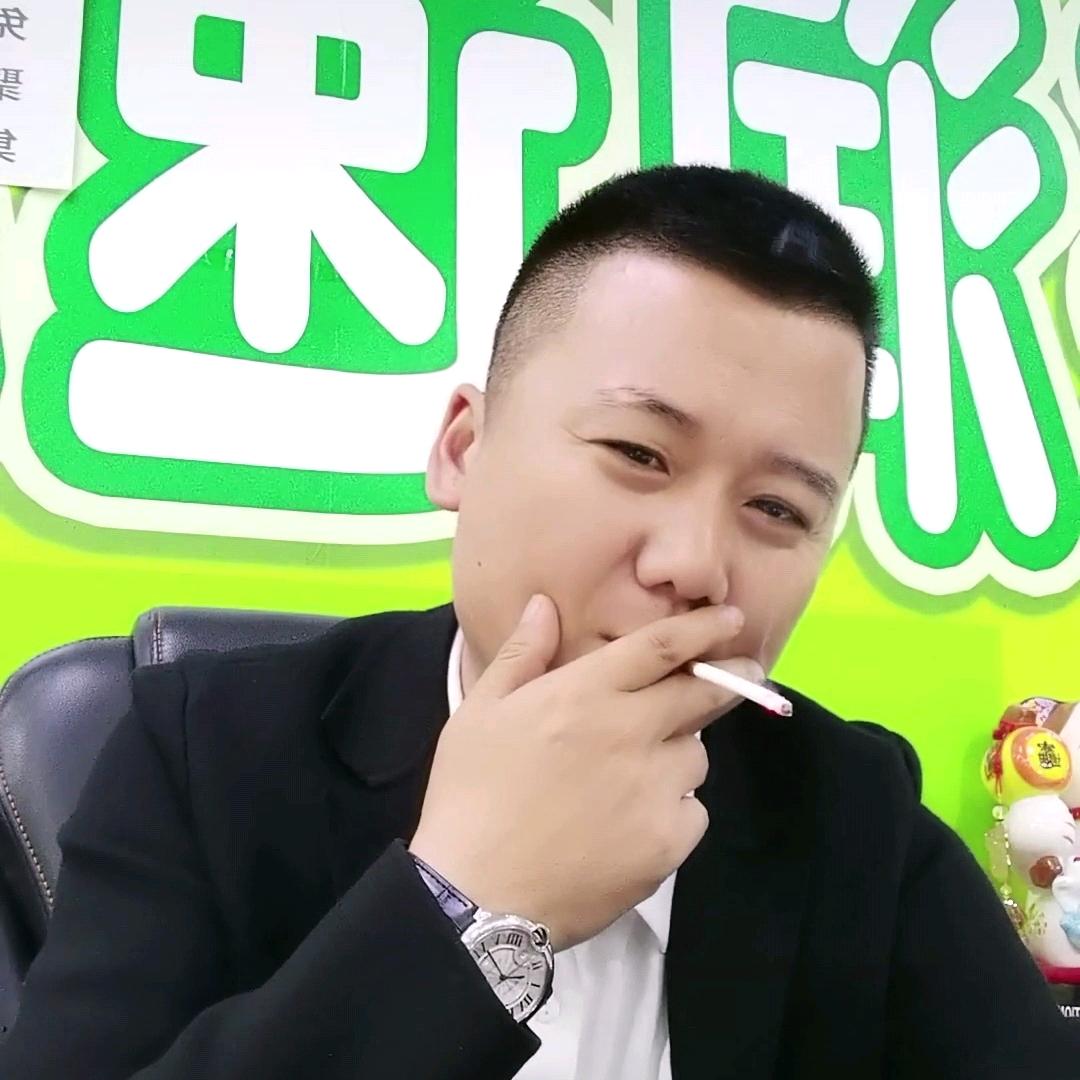 军哥吖