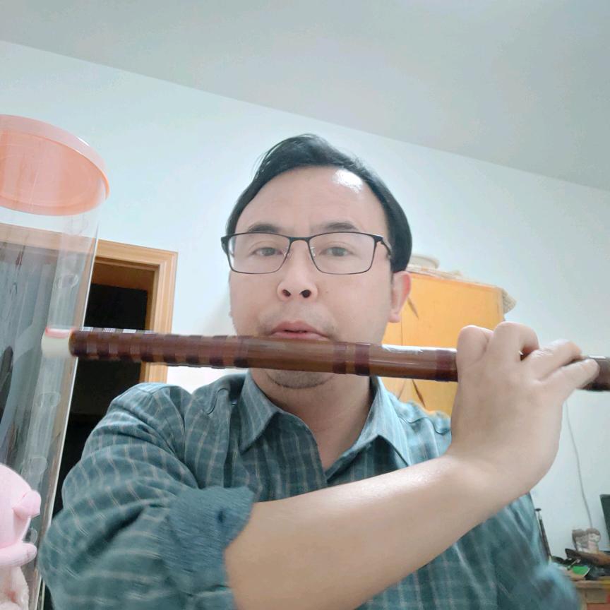 笛&酒不沾(反季节男覃老师)