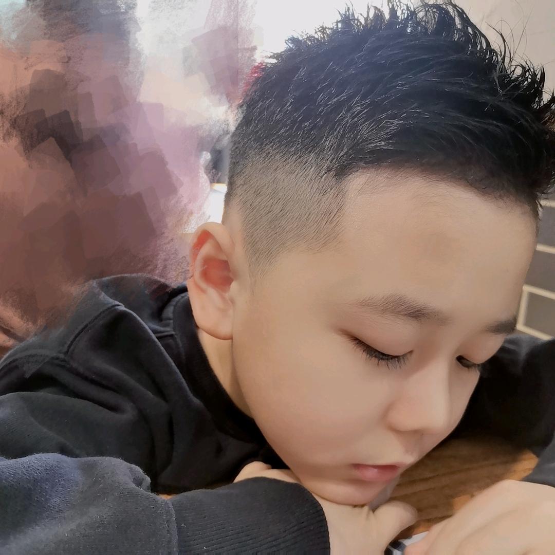 阳光彩虹小白马🌈