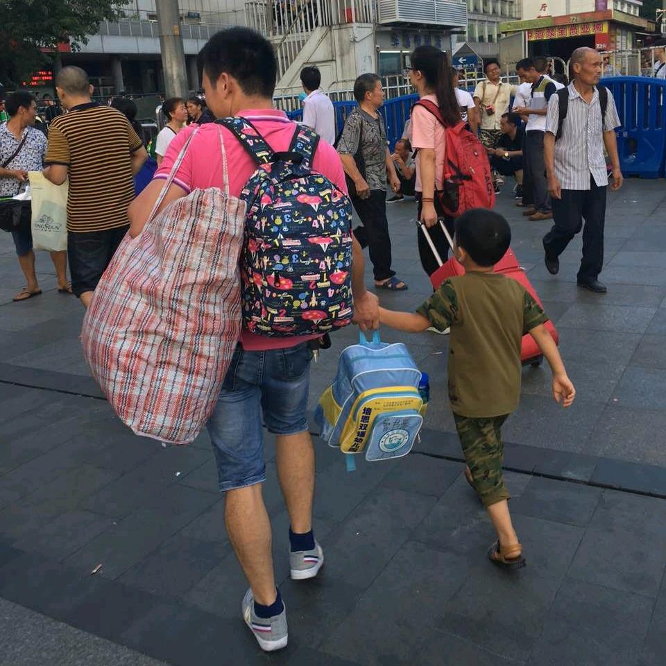 退伍老兵小曾—在中山做注塑（小家电加工）