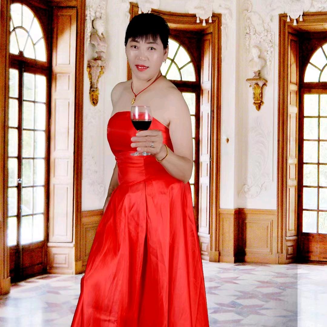 小岛（彭）牵线搭桥兼旅游领队