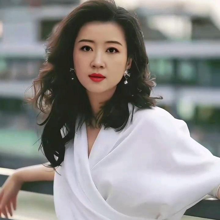 彩色桩园（周钰鸿）