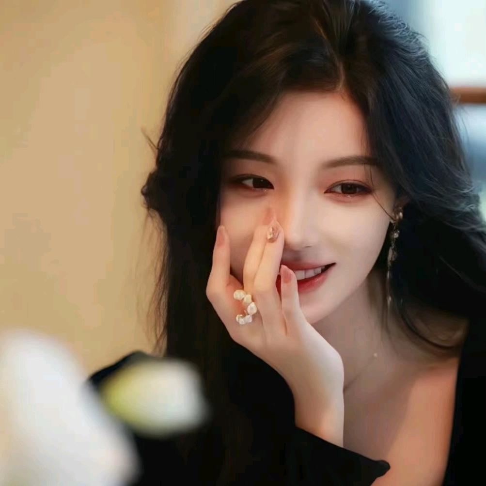 山西菲儿(ღ˘⌣˘ღ)