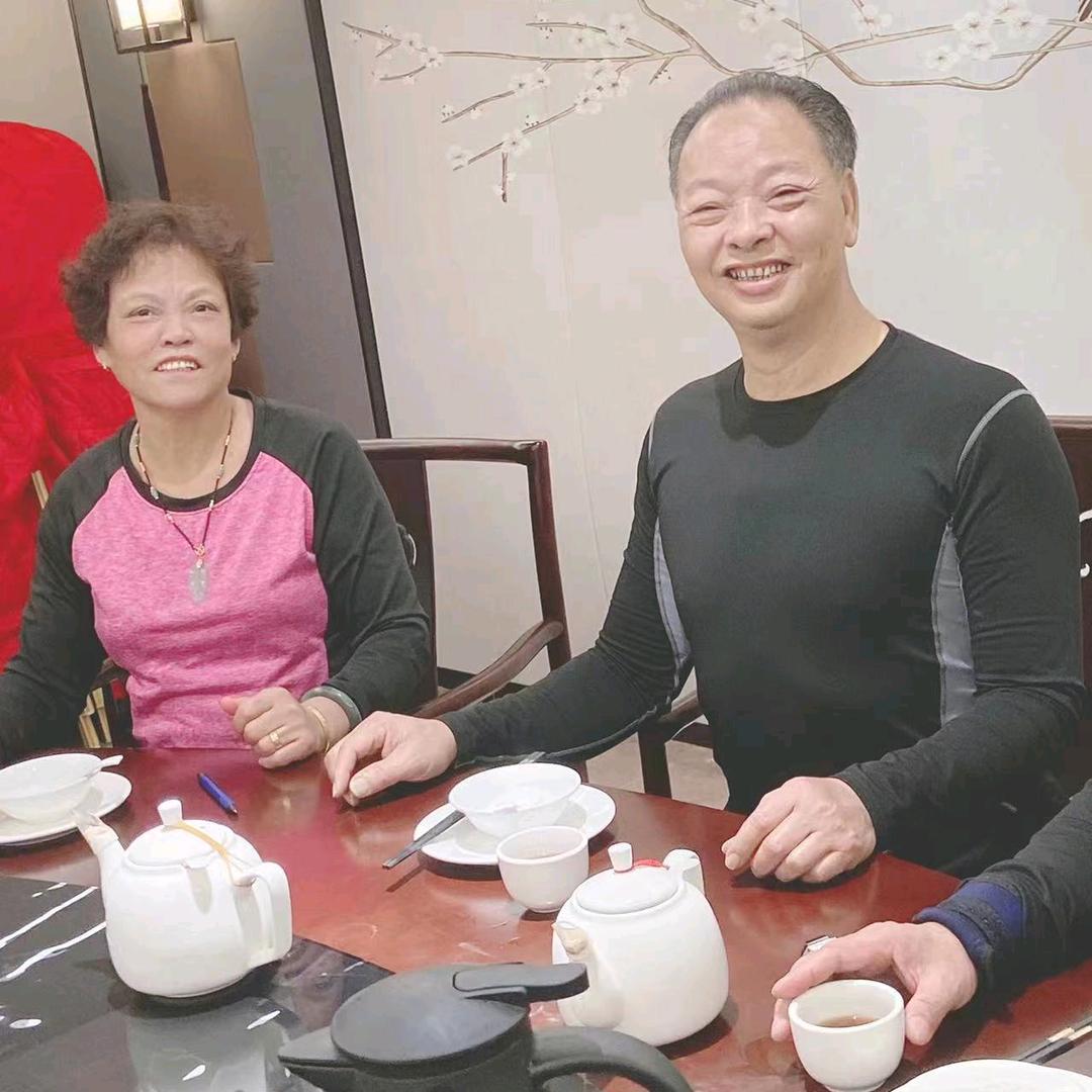 陆丰瑜伽大叔林宝权