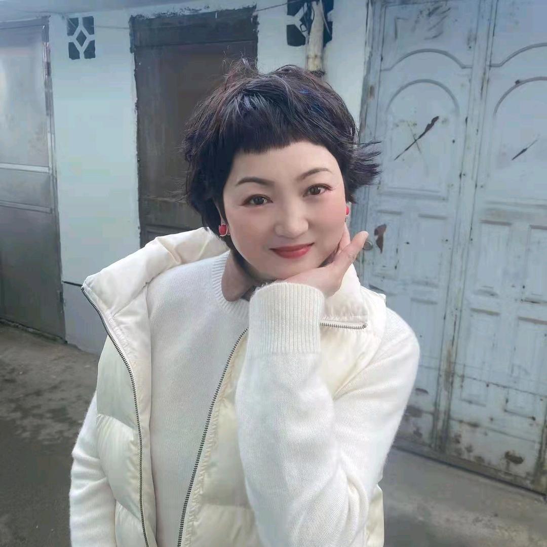新昌美绍女