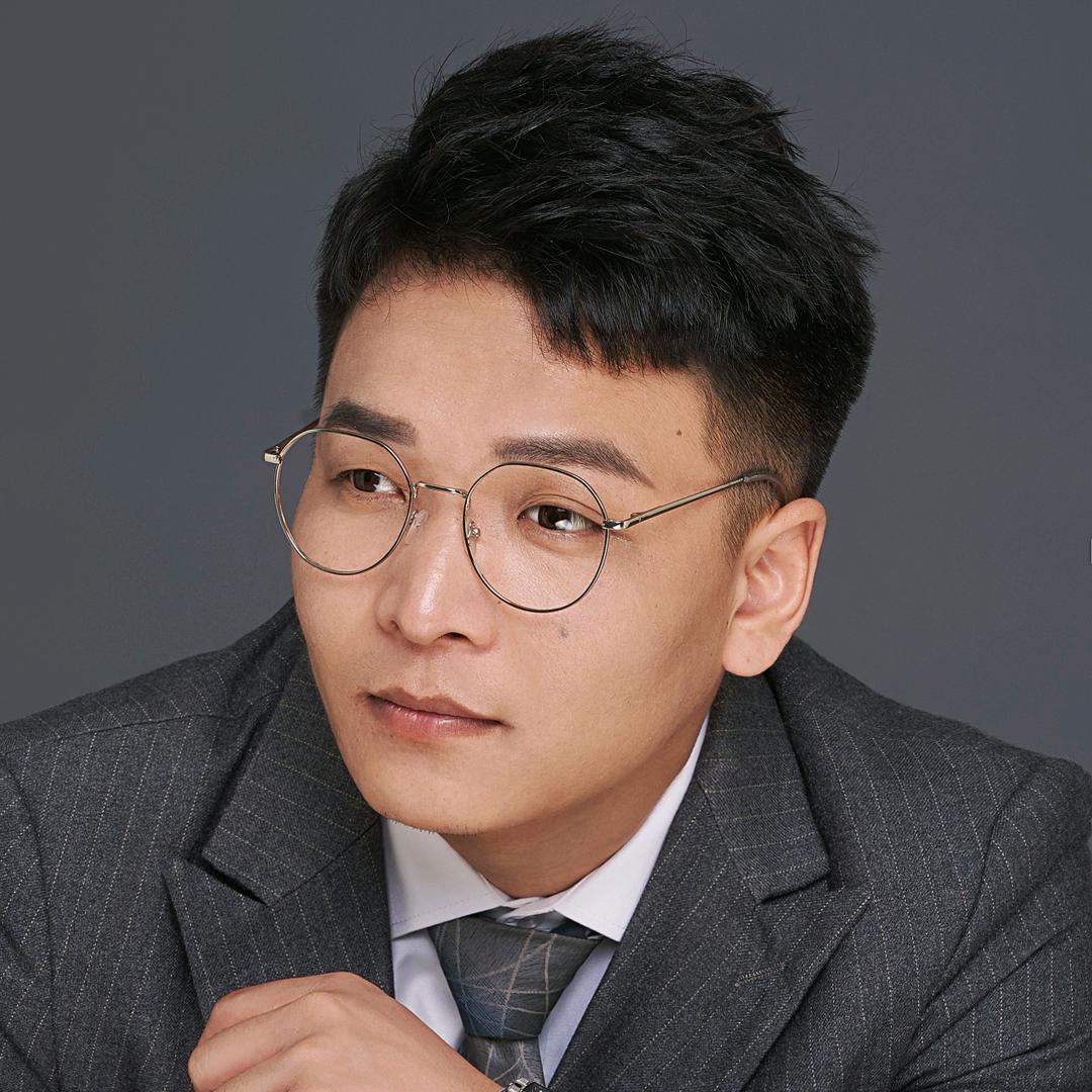 設計師☞李权明