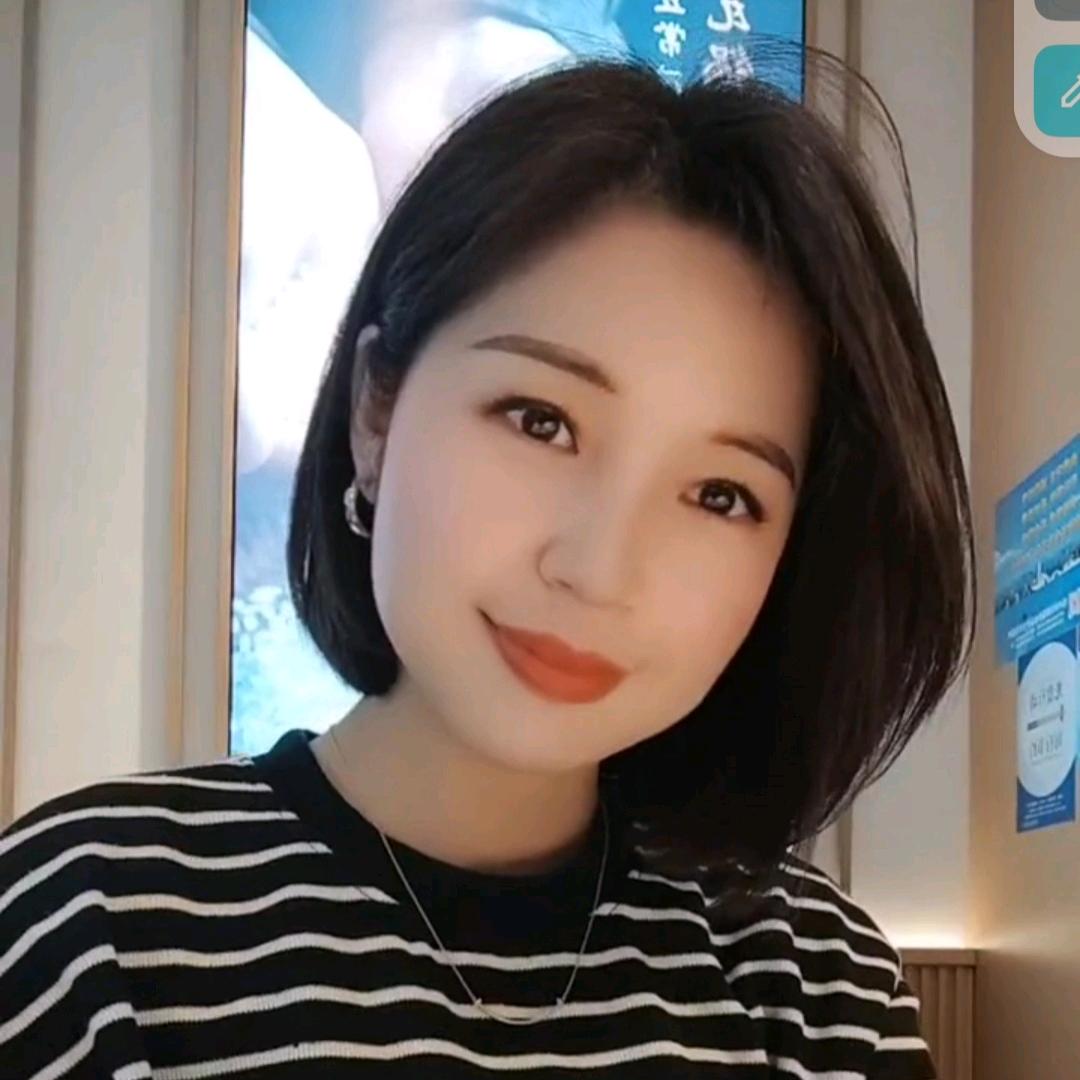 👑  程  👑