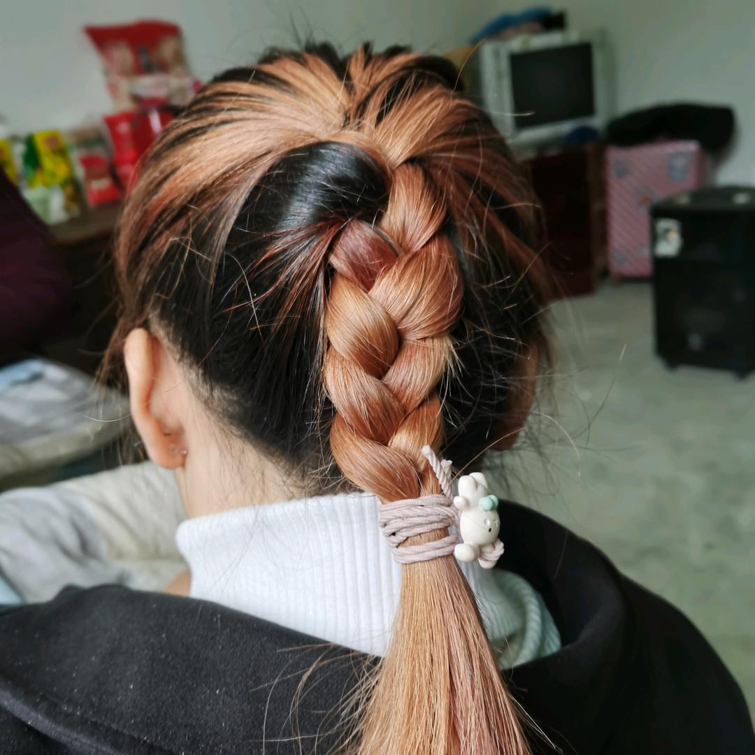 明月。