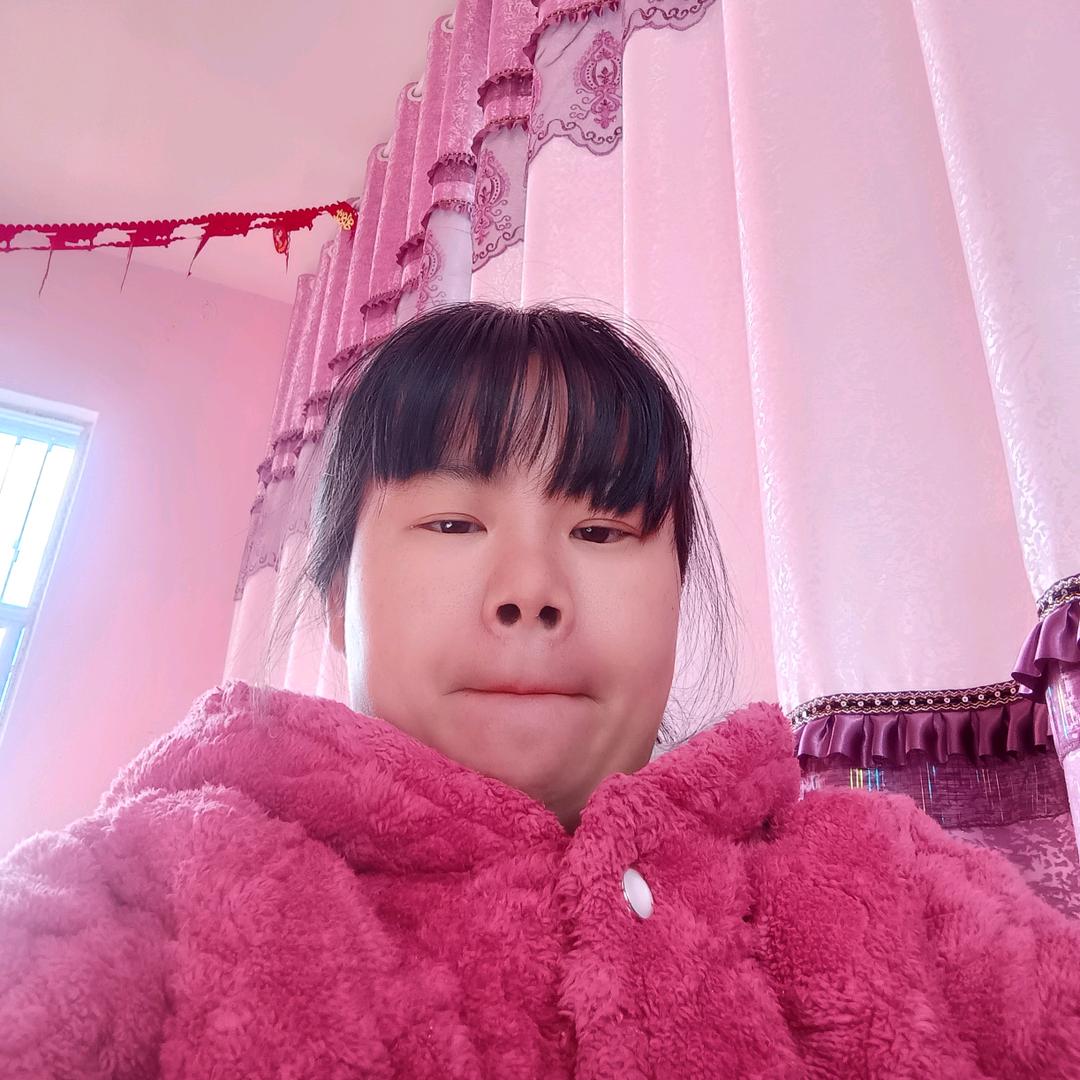 踮起脚尖，吻到爱！😀😀😀周棒？！。