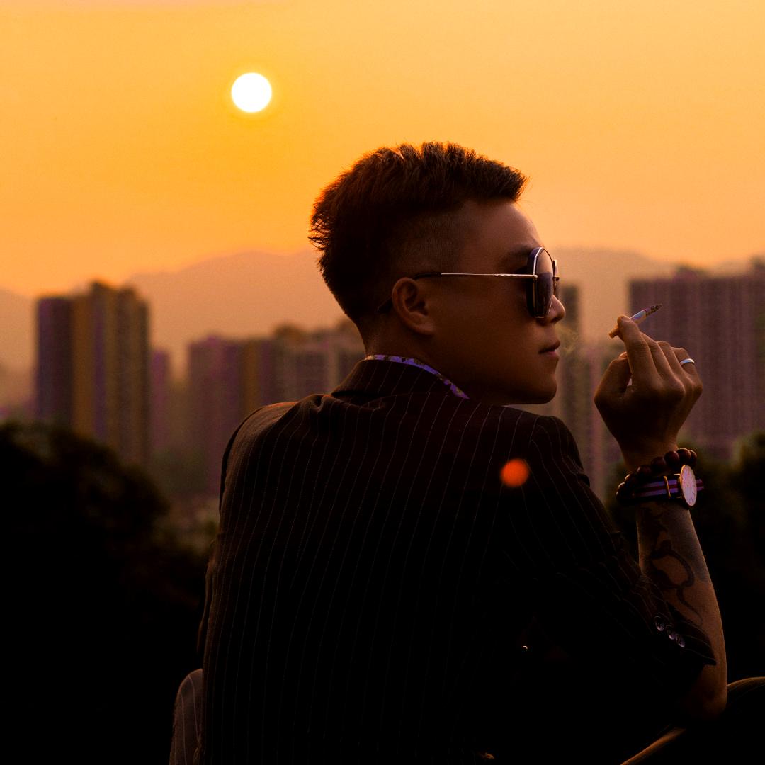 阿居:人生几何?