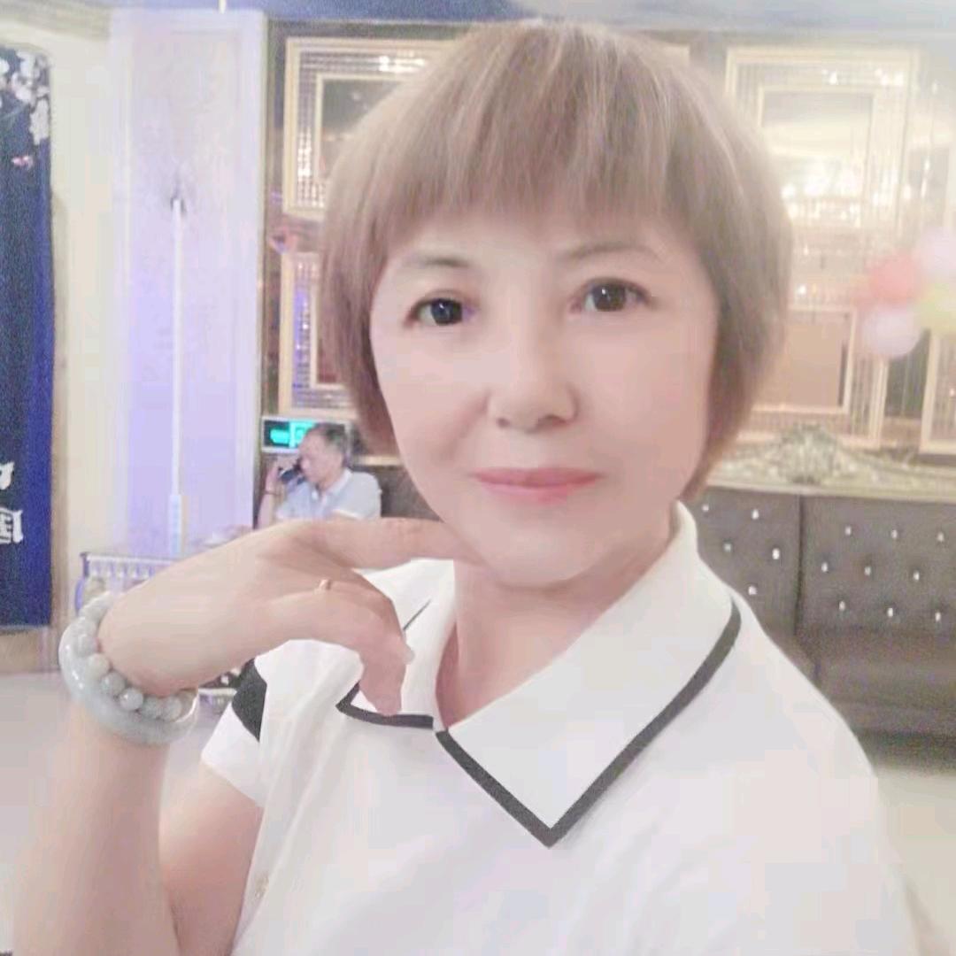 林琳姐  下午3点5分主页开播