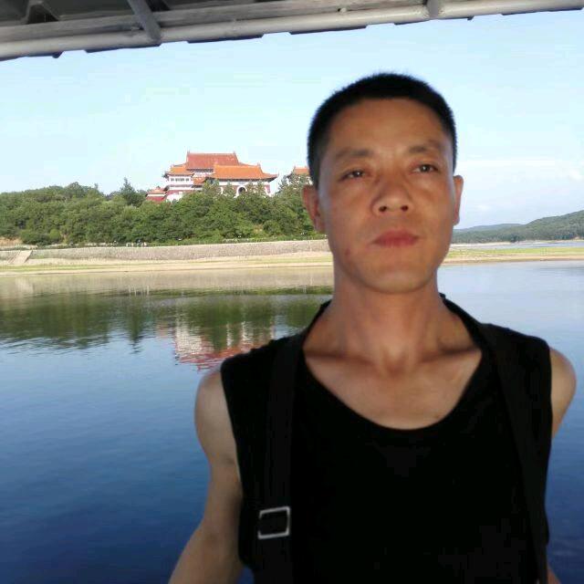 龙行天下