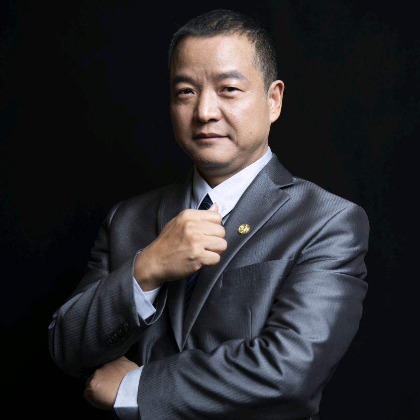 公博评级段洪刚