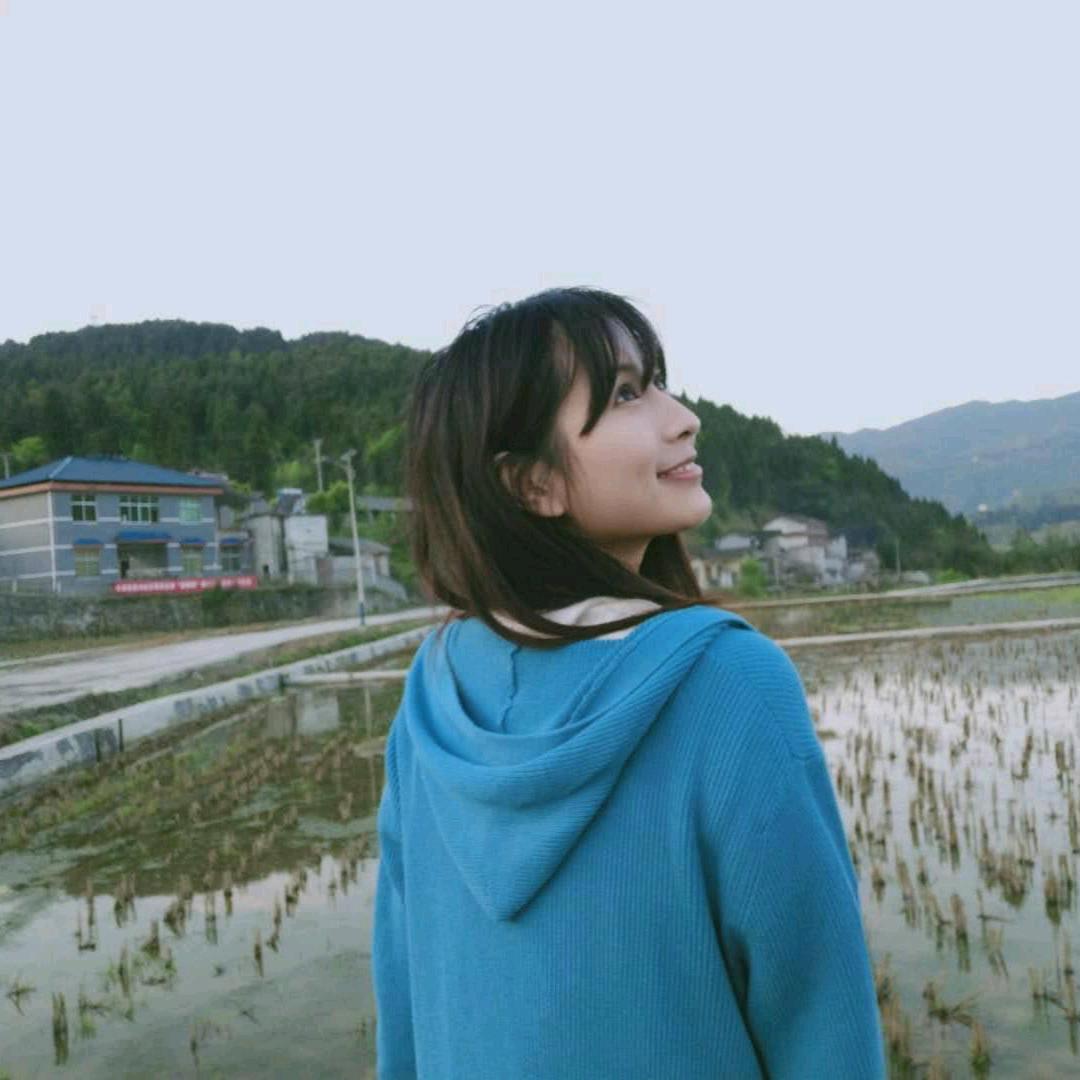 远方聂鲁达