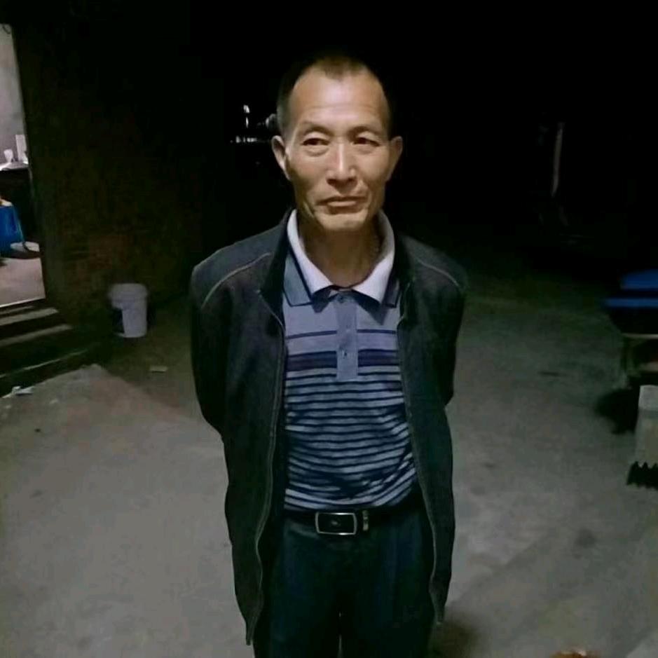 🌈冒失的小丫头🌈