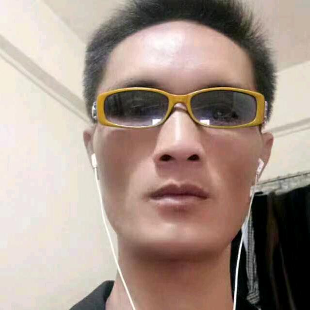 只藏于心……不表于情