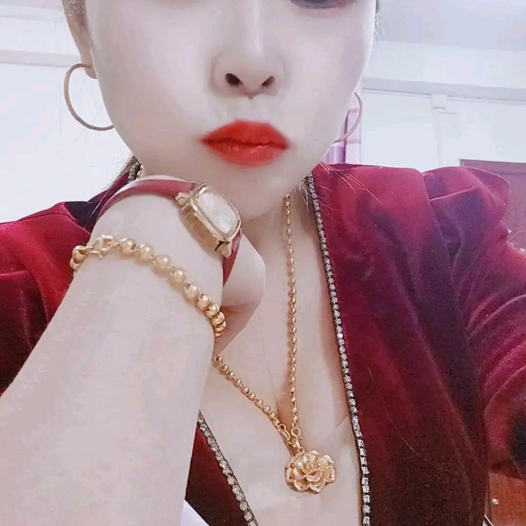 受伤的女人