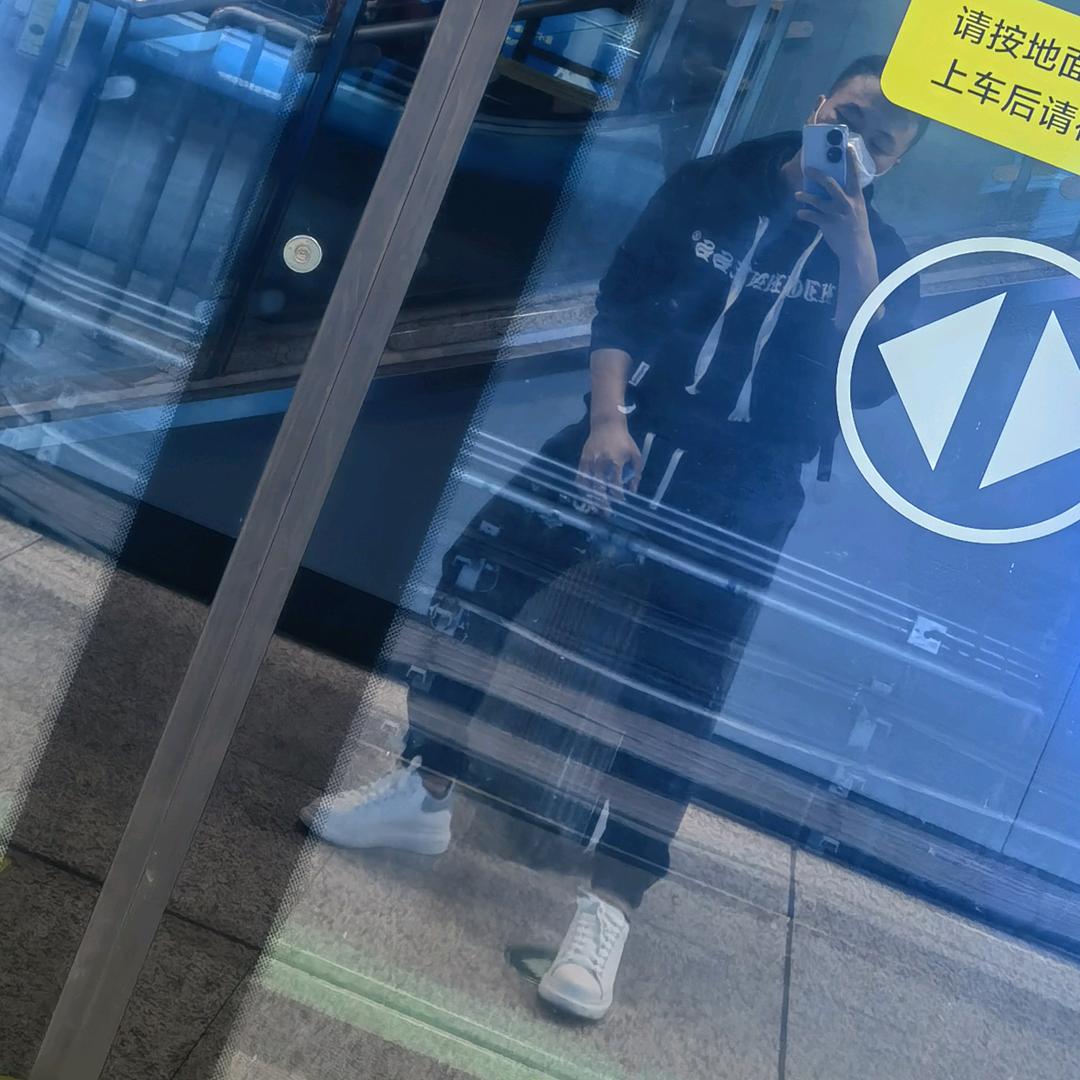 王小天•