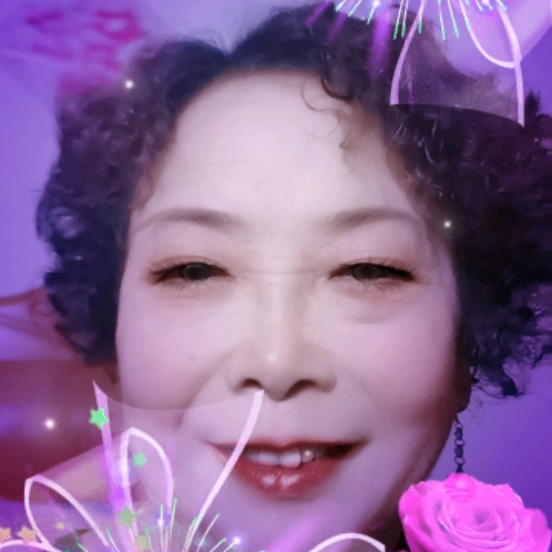 国伟