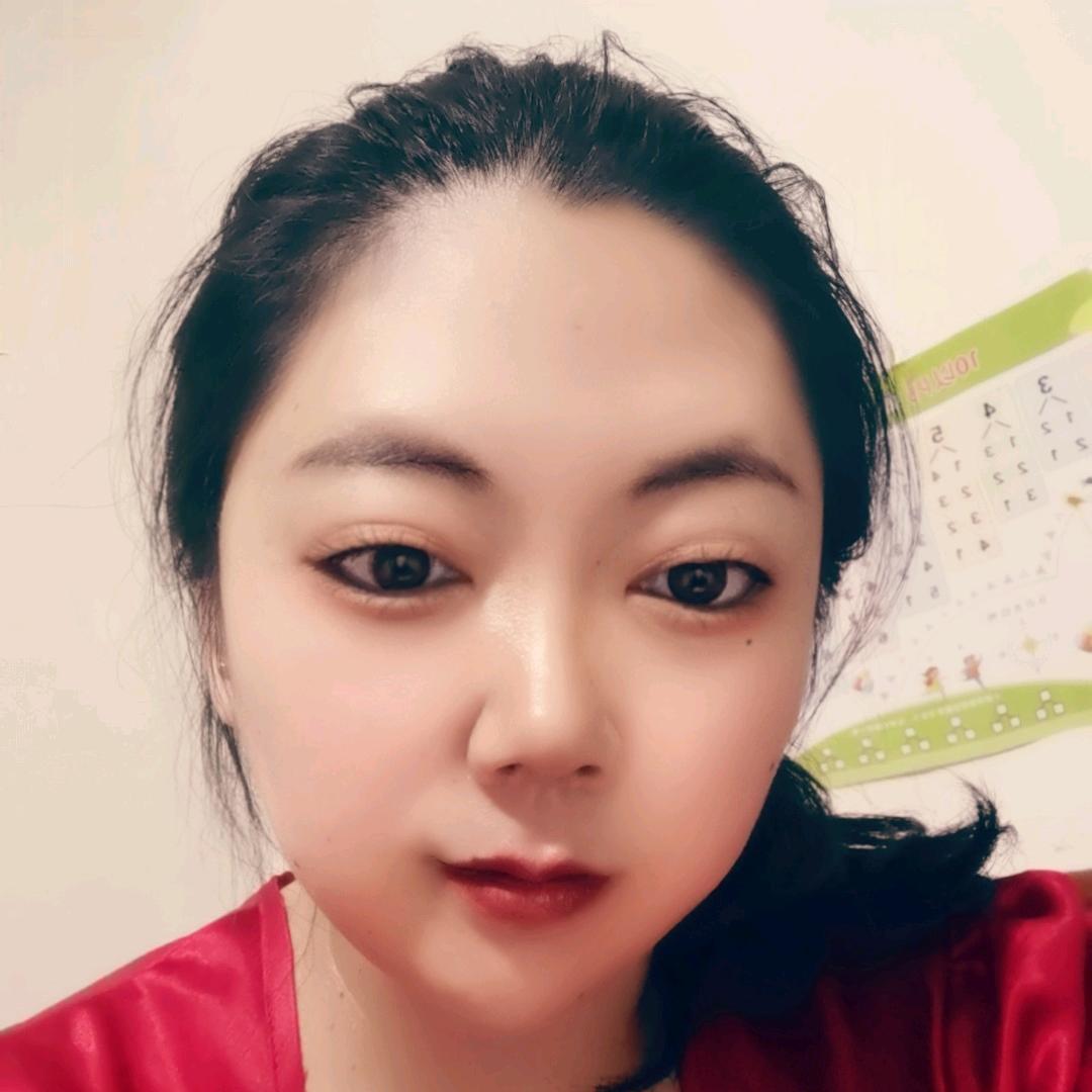 春泉映日