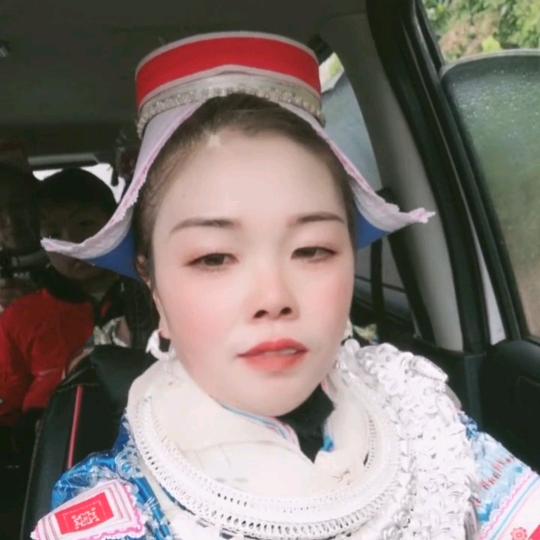 开心🌹🌹玫瑰