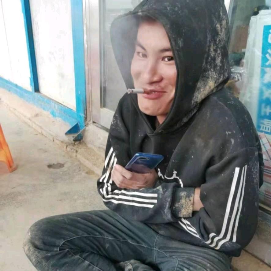 欧杰发（梁晓彤）