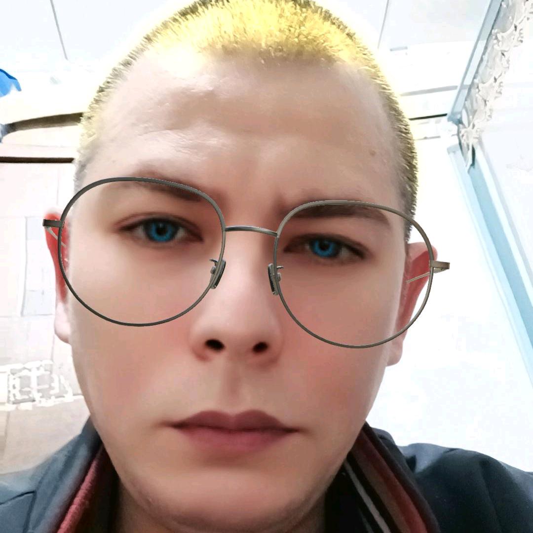 精易玩具，裁床，易生