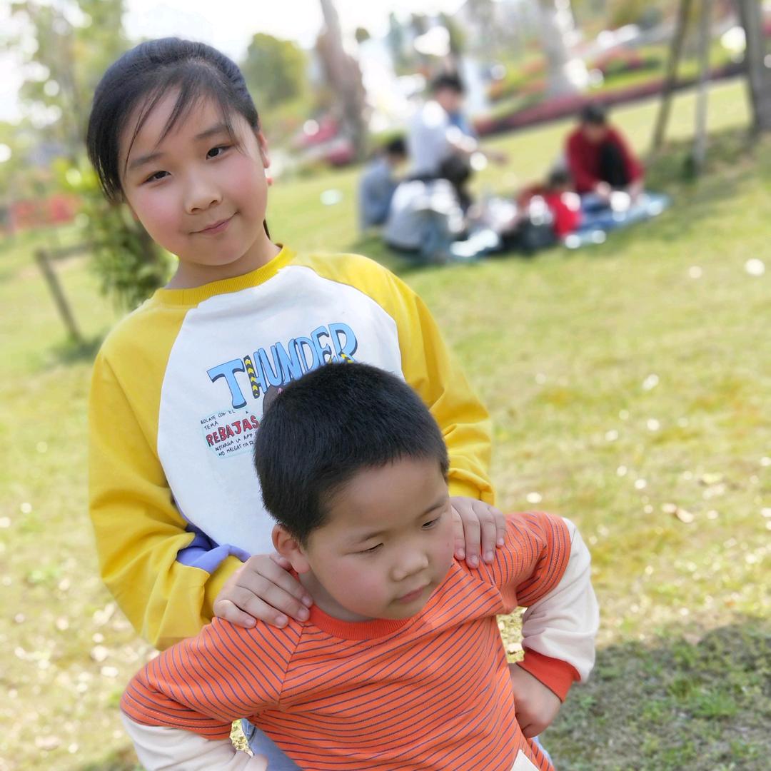 __淡化的忧伤、演绎