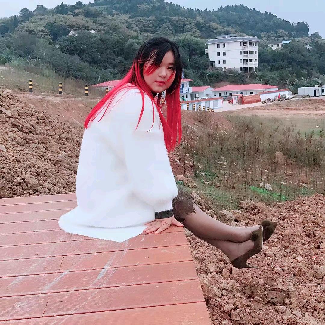兔子🐰小姐姐