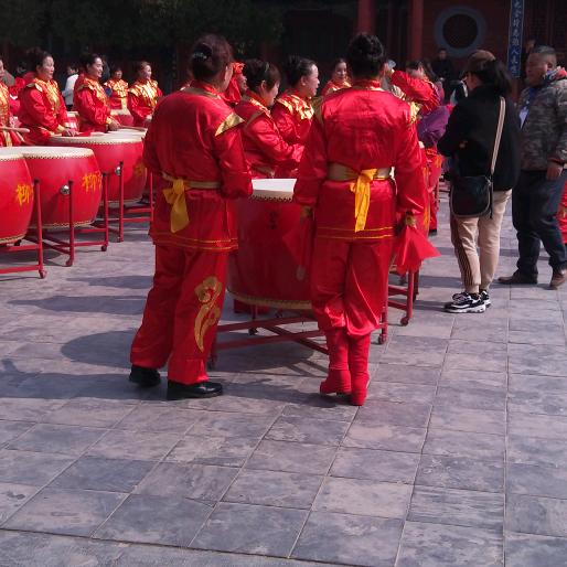 用户8723914396880