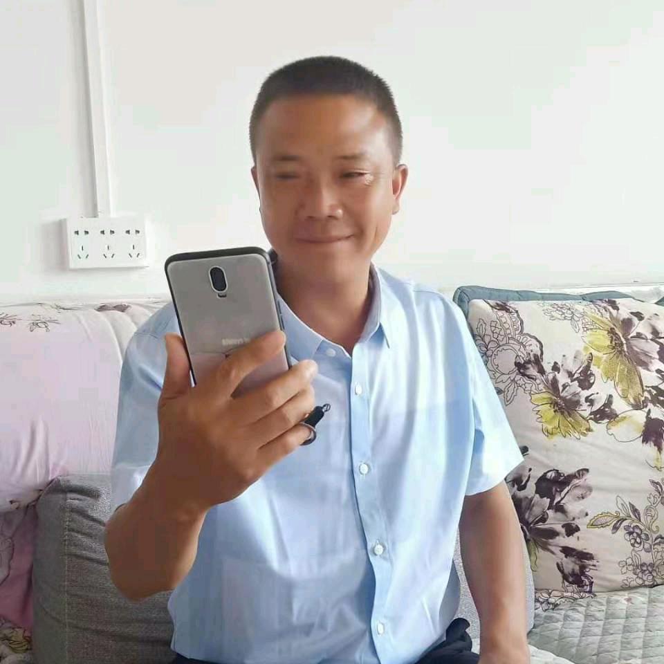 随  风