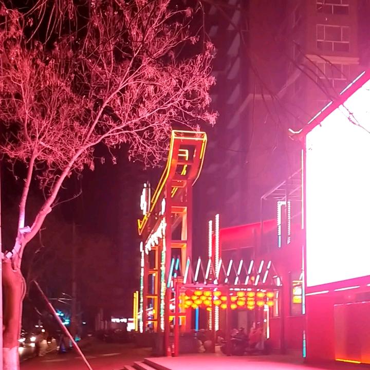浅默依
