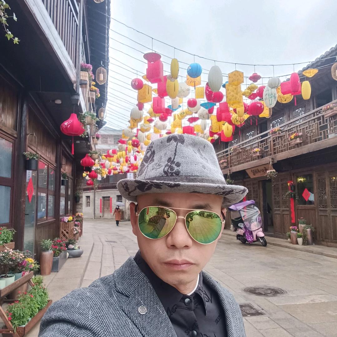 杨歌装修