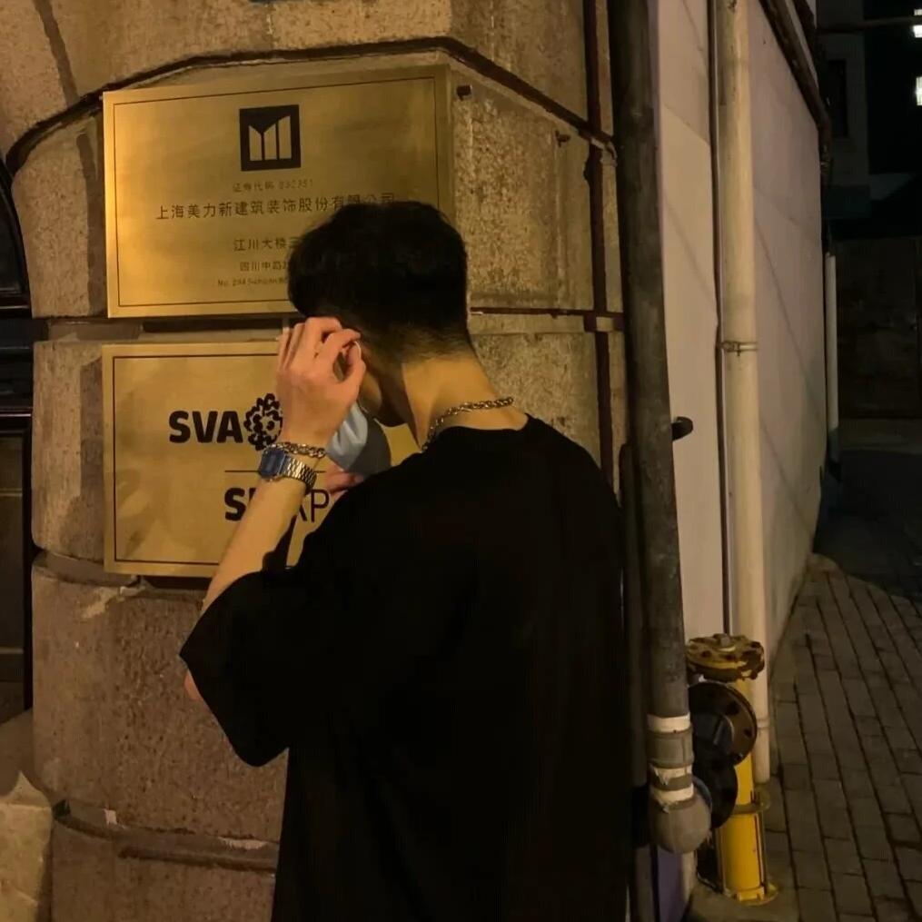 W.........