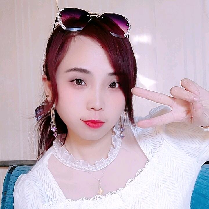 那一抹浅笑💃