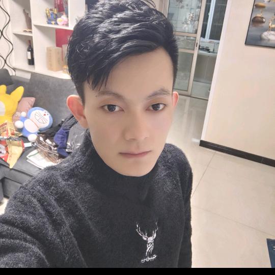 凯凯。