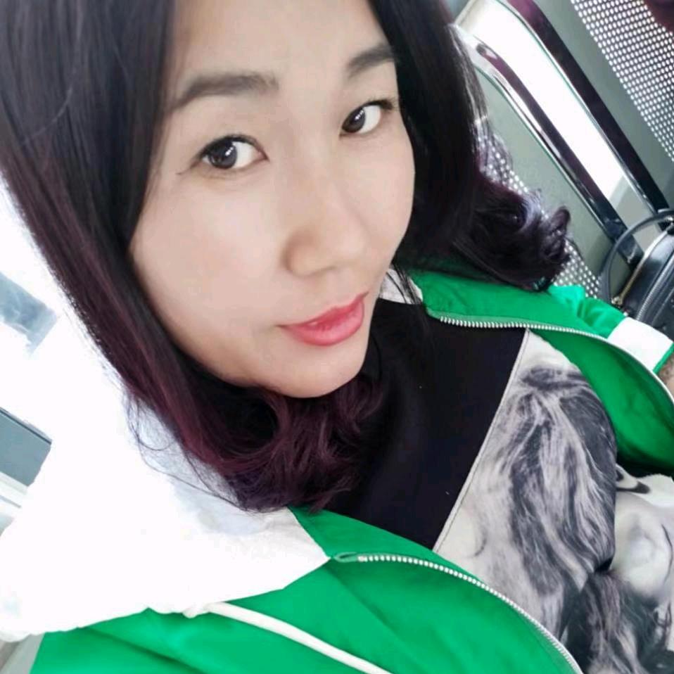 舍伯吐牛市红姐，经纪人