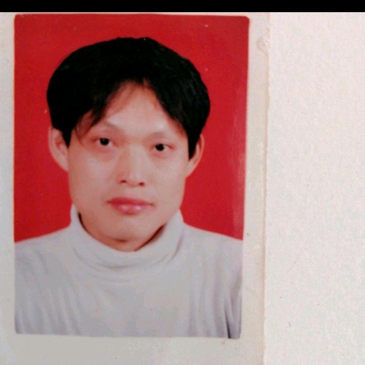 人生何处无芳草