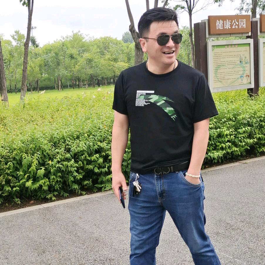 华仔珠宝主理人（大叔华仔）