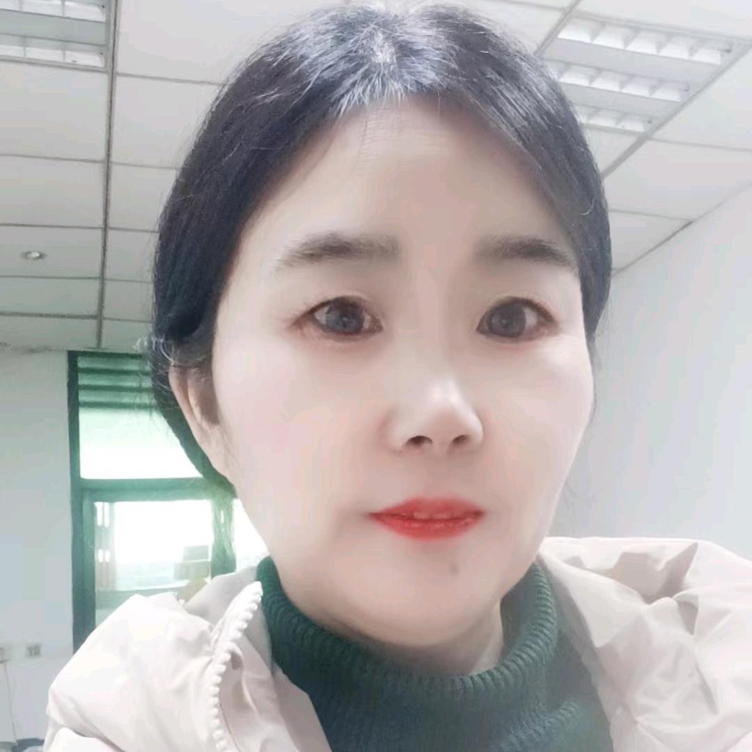 爱薇儿❤