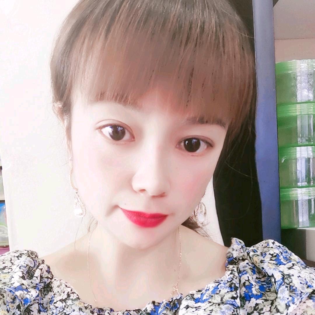 董店月华美妆