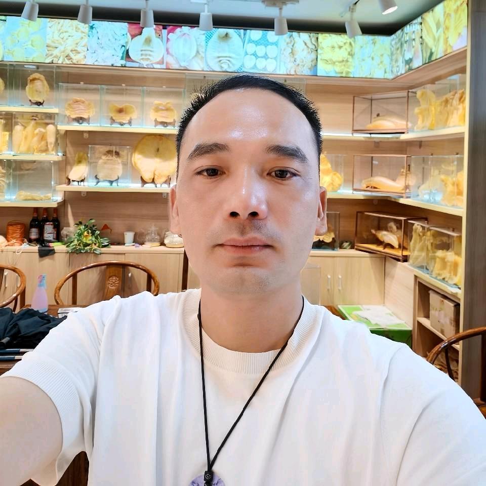 邵昭赞《鲍参翅肚滋补品批发》