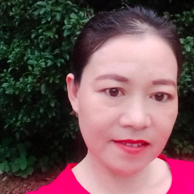 英子