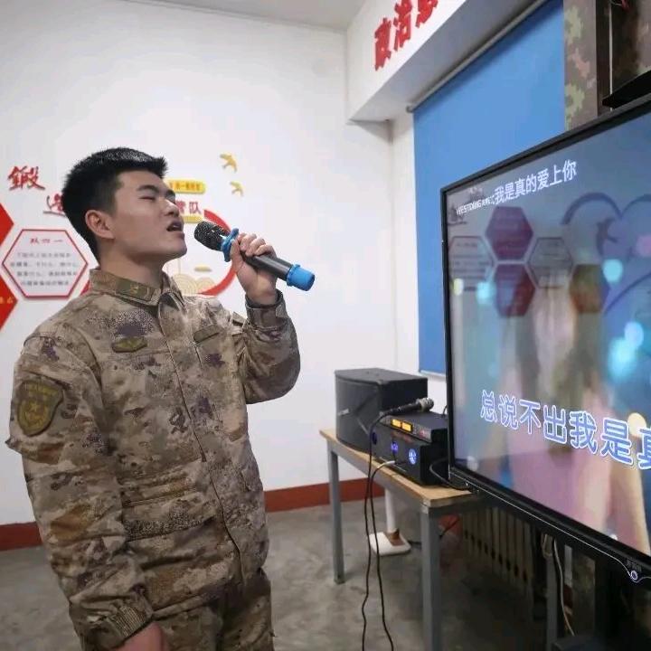 帅气的兵哥哥🇨🇳