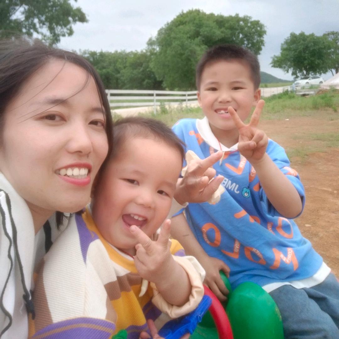 💖💖💖小燕子